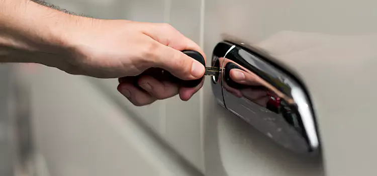 Why Choose Our Auto Locksmith Team in Plantation, FL?